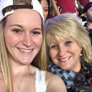 Meet your Posher, Stephany